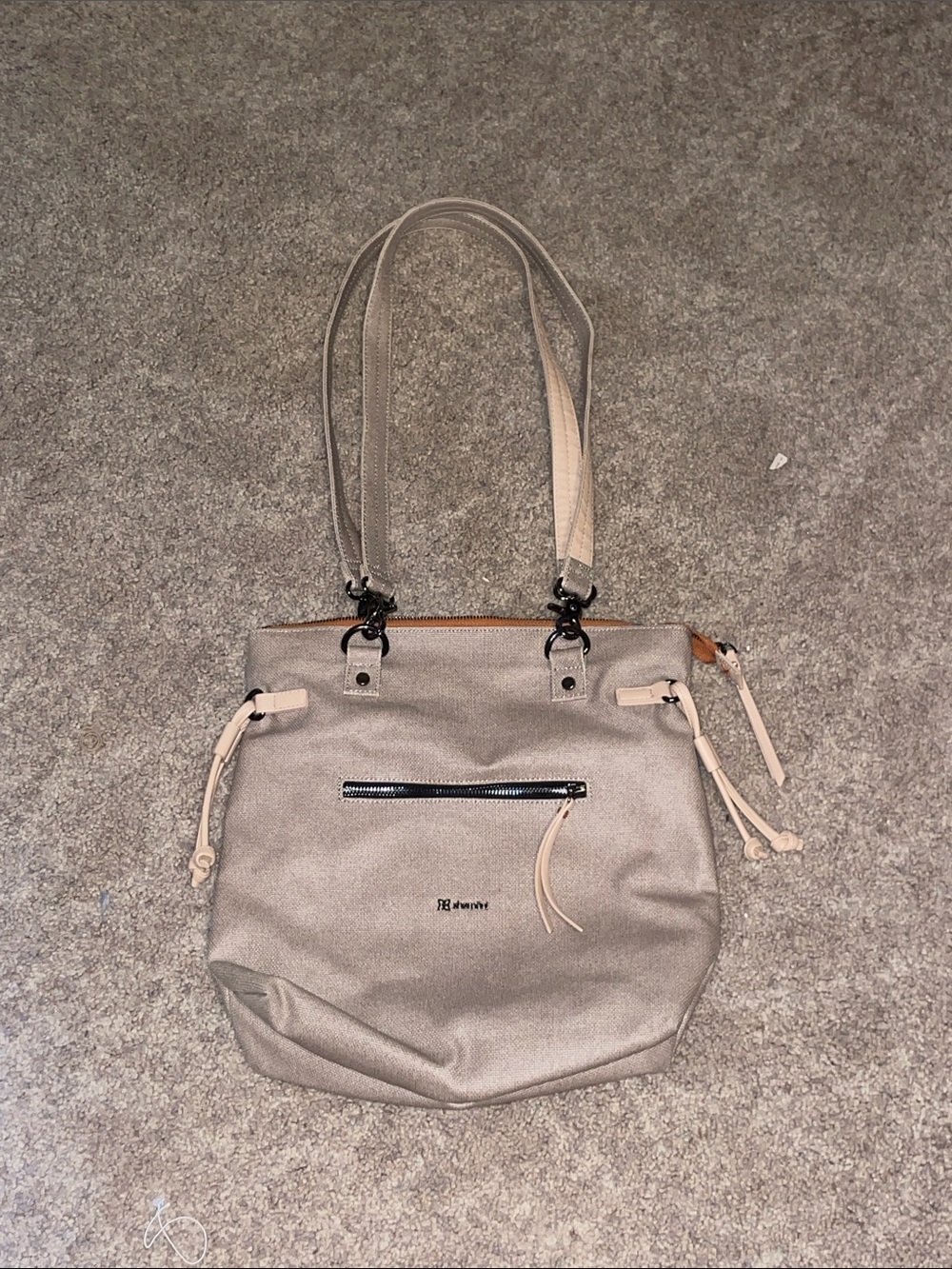 Sherpani backpack / convertible Shoulder Tote in Light Taupe
